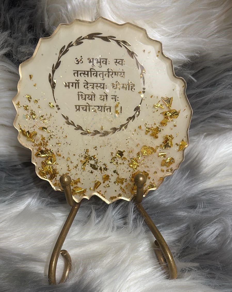 Customized Resin Gaytri Mantra Large